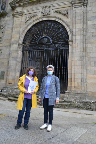 Goretti Sanmartín e Mercedes Queixas no Panteón