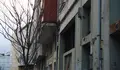 O BNG reclama que se poden as árbores ornamentais que entran polas xanelas dos edificios