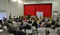 Goretti Sanmartín, Suso de Toro, Navia Rivas, Lois Calvelo e Mini no mitin no Castiñeiriño