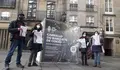 O BNG de Santiago realiza un reparto da campaña “Mes de Rosalía, mes de rebeldía”