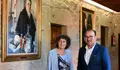 Goretti Sanmartín preséntalle ao reitor da USC unha proposta para conmemorar o centenario do Seminario de Estudos Galegos