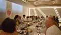 Goretti Sanmartín mantén un almorzo con máis de 25 empresarios/as para presentar as medidas de impulso económico para o 28M