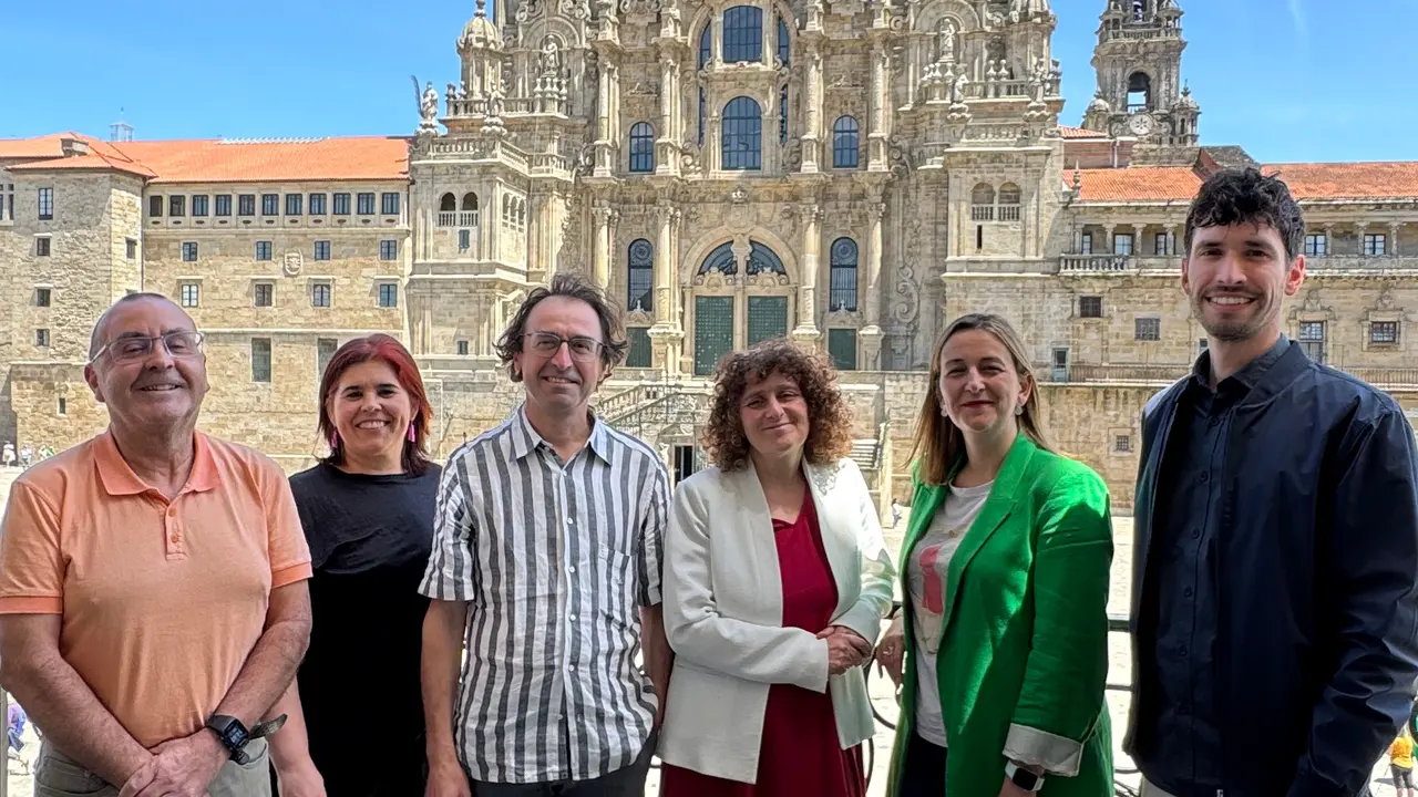 Concelleiras do BNG de Compostela xunto &aacute; alcaldesa
