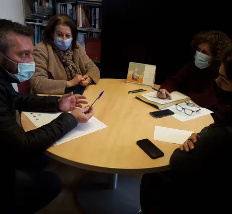 Reuni&oacute;n con Hostalar&iacute;a Compostela