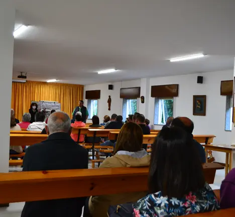 Reuni&oacute;n coa veci&ntilde;anza do Meixonfr&iacute;o