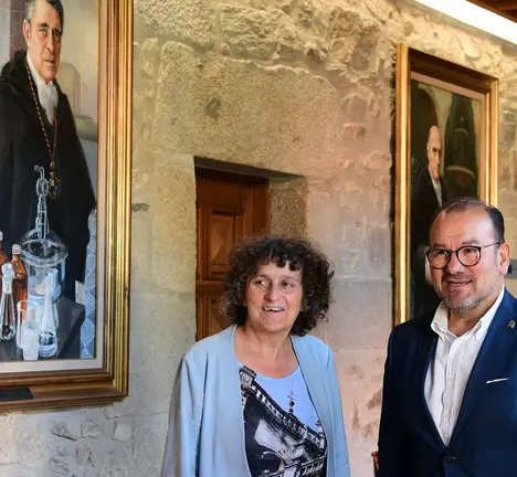 Goretti Sanmart&iacute;n, portavoz municipal do BNG, e Ant&oacute;n L&oacute;pez, reitor da USC