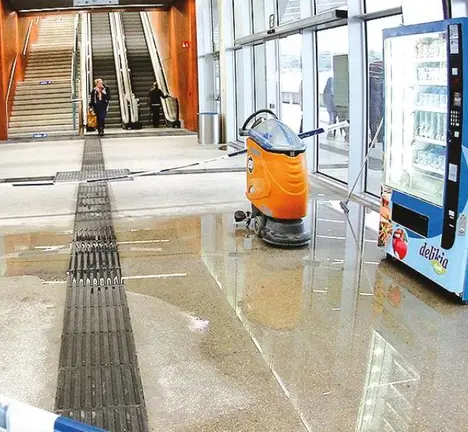 Estaci&oacute;n intermodal con pingueiras. Foto: ECG